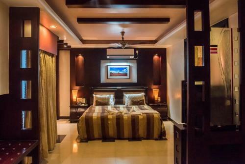 Hotel Pushpak