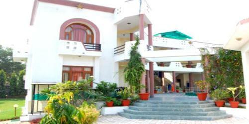 Hotel Sanctuary Resort