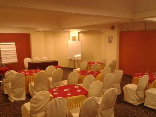 Hotel Quality Inn Regency, Nashik