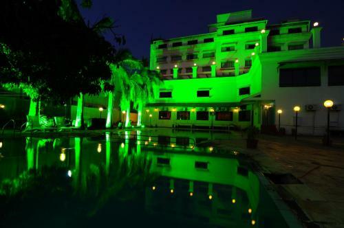 Hotel Quality Inn Regency, Nashik