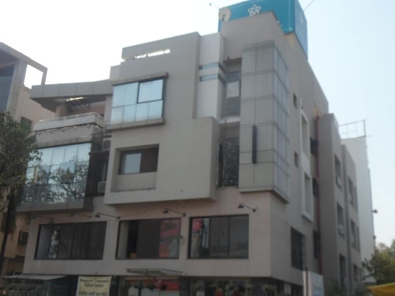 Hotel Rajmahal