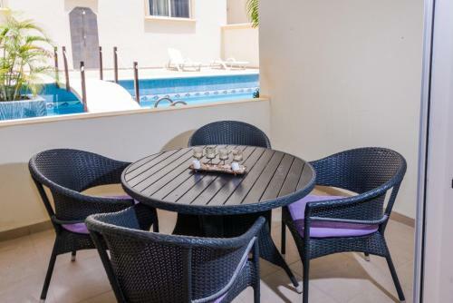 Apartamento Modern Condo, Just Steps To Mamitas Beach & 5th!