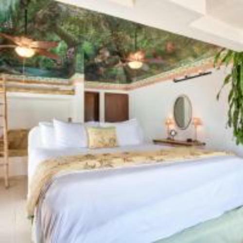 Private Beach Front Villa With Pool