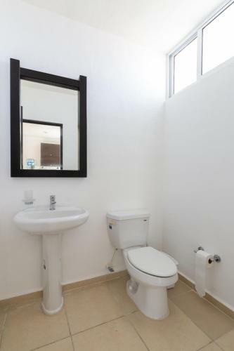 Elegant And Charming Apartment With2 Balconies, Grill, Pool And Concierge