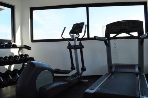 Luxurious And New 2 Bedroom Apartment With Private Jacuzzi