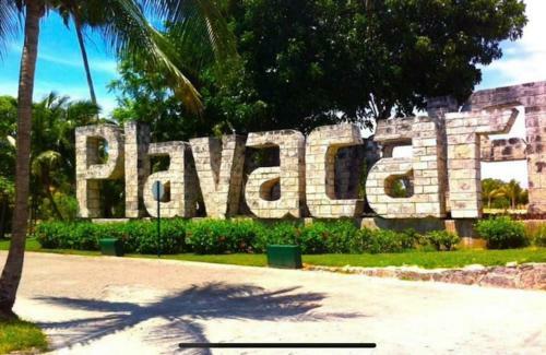 Apt In Playacar Very Close To The Beach And 5th Av
