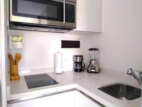 Apartamento Ocean View From The Rooftop Pool Only One Block To The Beach Studio For 2