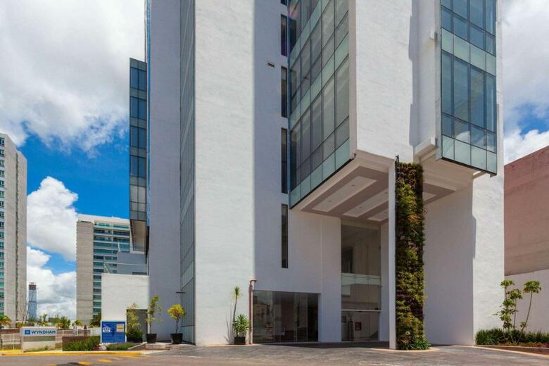 Hotel Wyndham Puebla Angelopolis