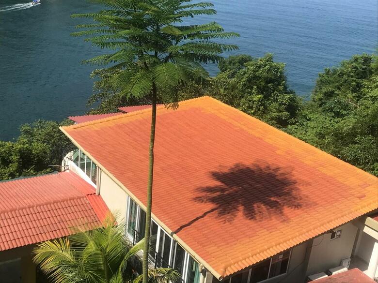 Ocean Frontage Cottage