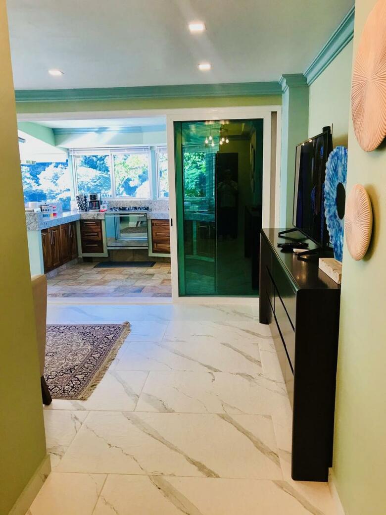 Ocean Frontage Cottage