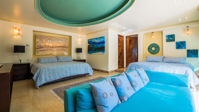 Ocean Frontage Cottage