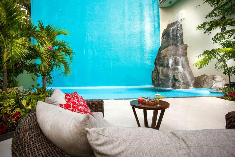 Ocean Frontage Cottage