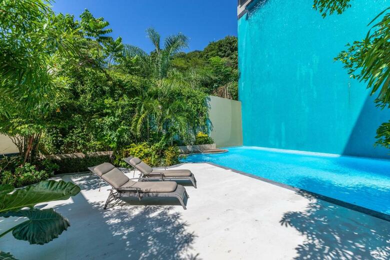 Ocean Frontage Cottage