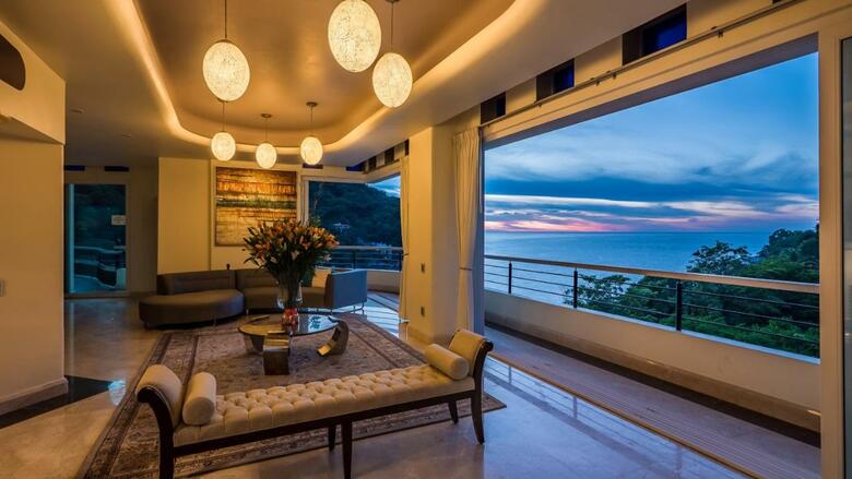 Ocean Frontage Cottage
