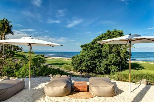 Punta De Mita Villa Sleeps 22 With Pool