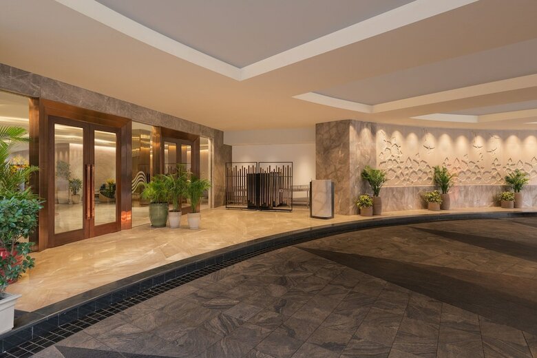 Hotel Courtyard By Marriott Bhopal