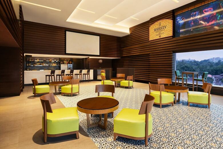 Hotel Courtyard By Marriott Bhopal