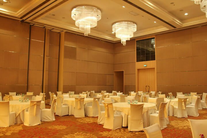 Hotel Courtyard By Marriott Bhopal