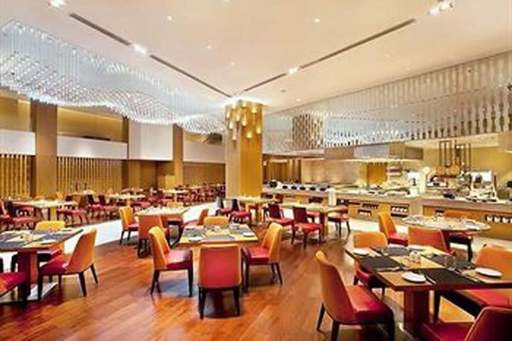 Hotel Courtyard By Marriott Bhopal