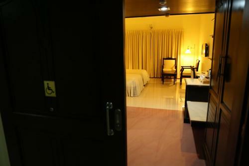 Hotel Airlink Castle