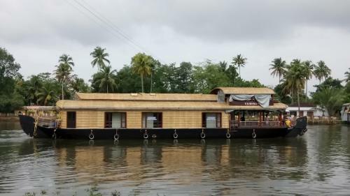 Vaishnav Tours