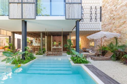 Exclusive Apartment, Unique Design, Shared Pool And Wifi