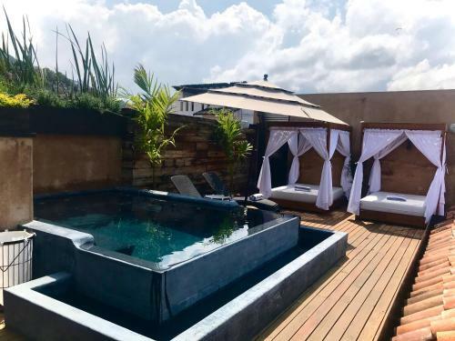M�b� Hotel Boutique
