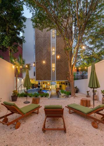 Oostel Smart Hostel - Tulum Pueblo