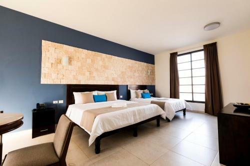 Hotel Los Frailes