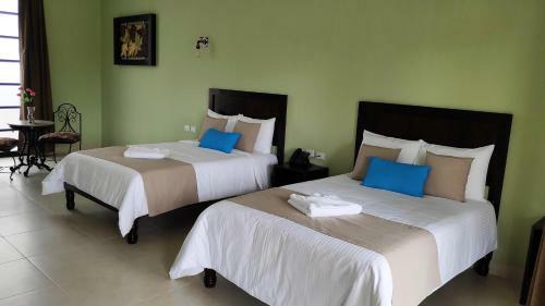 Hotel Los Frailes