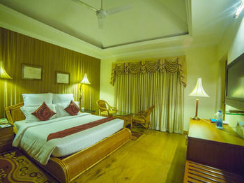 Hotel Saj Earth Resort