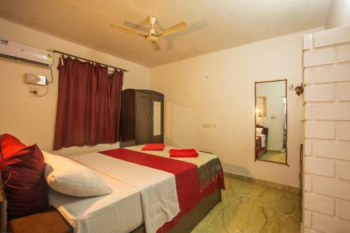 Hotel Crystal Goa