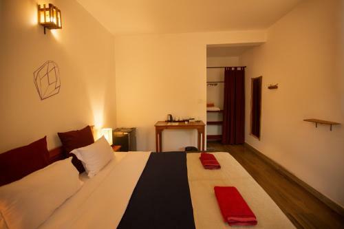 Hotel Crystal Goa
