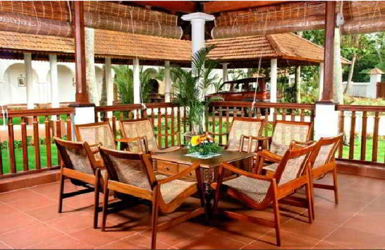 Hotel Lemon Tree Vembanad Lake Resort, Kerala