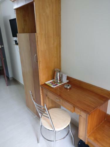 Hotel A V Residency