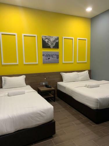Frame Hotel