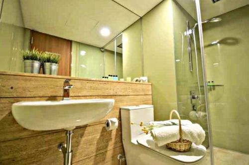Vortex Suites Apartment Klcc Area