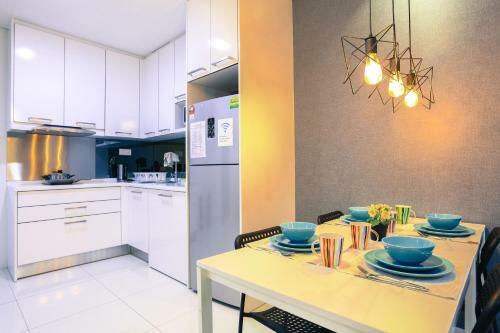 Apartamentos Mercu Summer Suite Klcc @ Penguin Homes