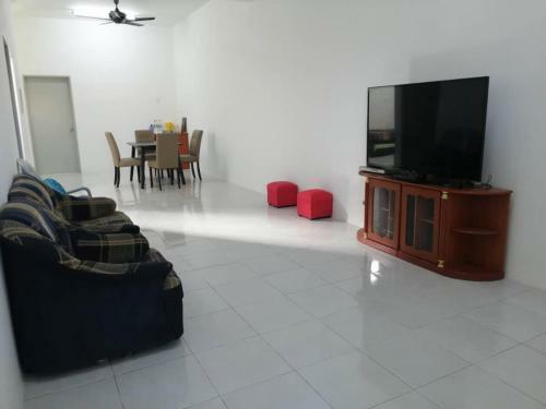 Blue Chill Homey