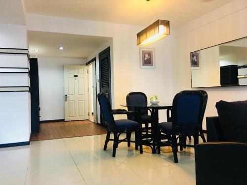Kk Apartment - 3 Bedrooms Suite @ Likas