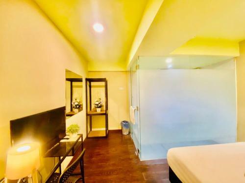Cool Hotel Selayang