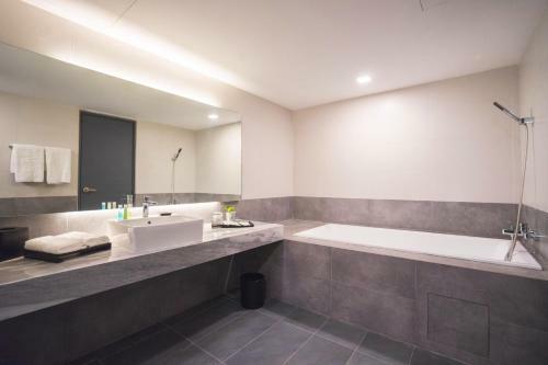 Z Hotel
