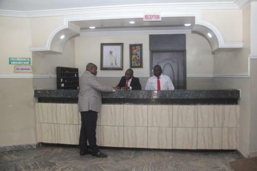 Hotel Anglican Guest Houses Abuja