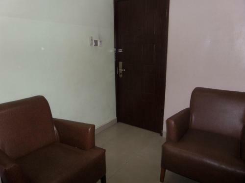 Downtown Royal Hotel Gra