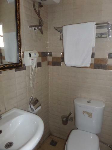 Downtown Royal Hotel Gra