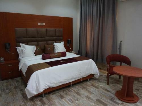 Hostal Room In Lodge - Aenon Suites Oshogbo