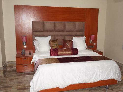 Hostal Room In Lodge - Aenon Suites Oshogbo