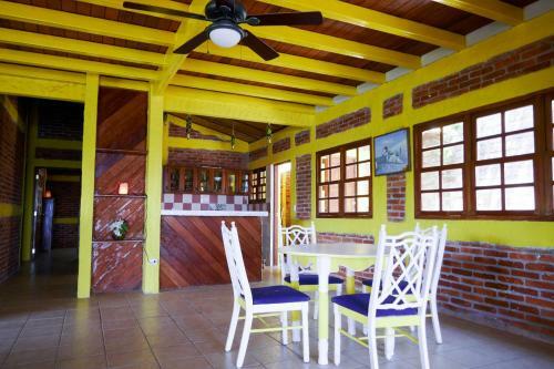 Hostal Casa Ruth