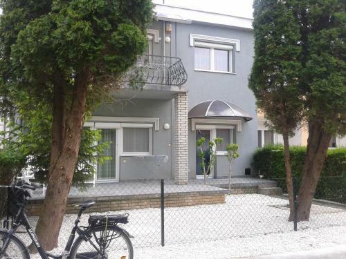 Apartman Krist�ly