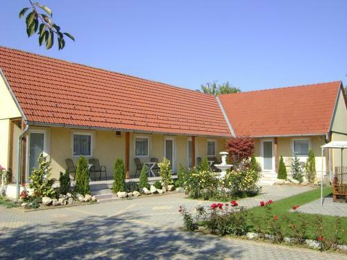 T�nde Apartman